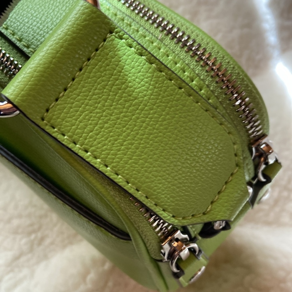 NWT Karl Lagerfeld Crossbody/Camera Bag - Picture 10 of 15